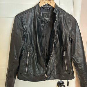 Bernardo Classic Black faux Leather Jacket